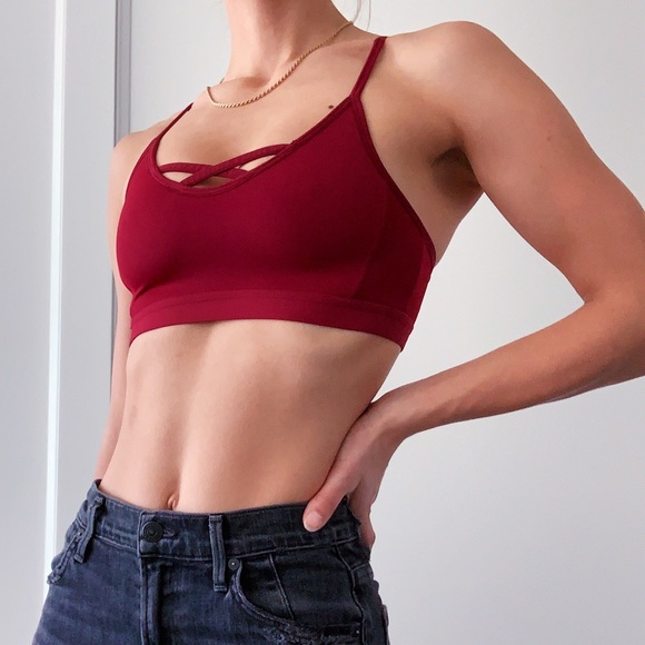 3️⃣for$25 rouge sports bra (xs) 🌹 - Picture 2 of 7